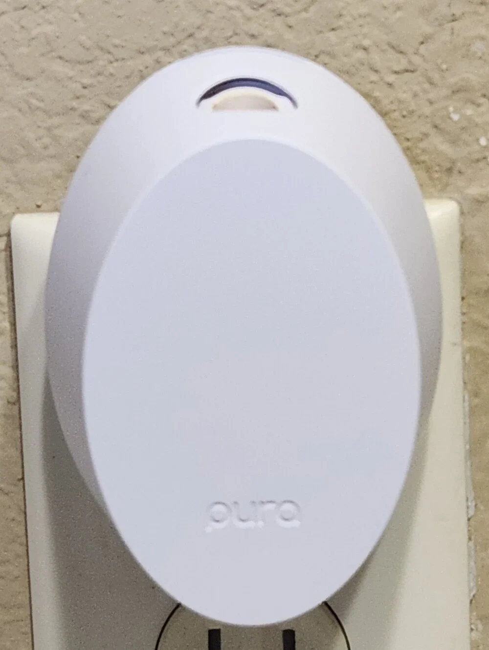 Pura Smart Plug-In Smart Fragrance Diffuser - White